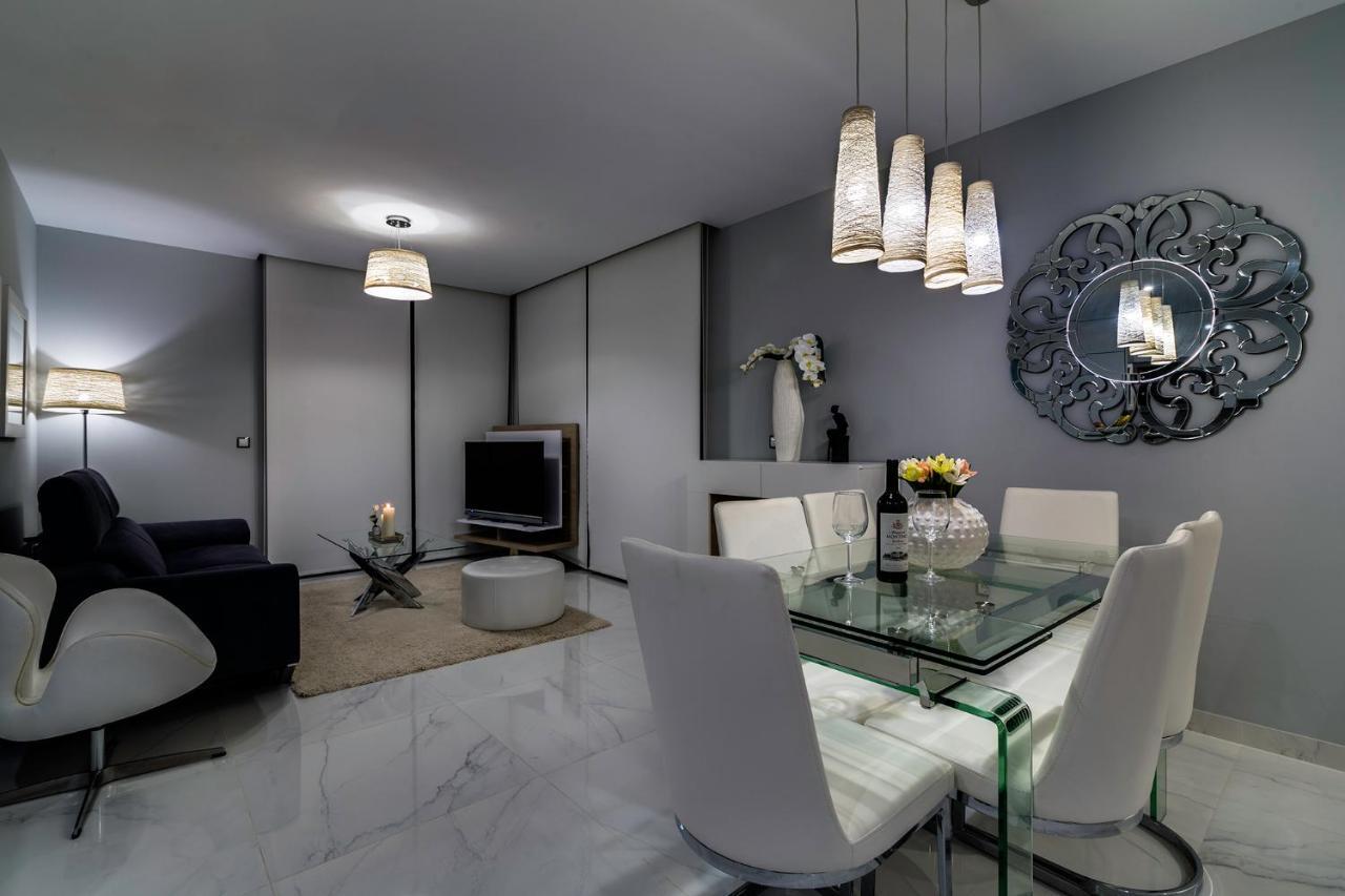 Infinity Sunny View Deluxe Apartment Arenales del Sol Bagian luar foto