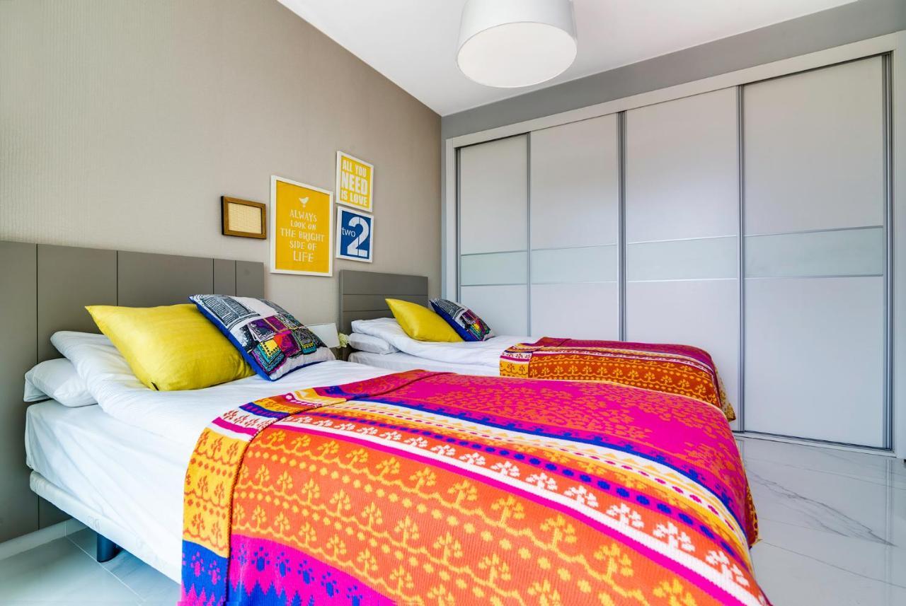 Infinity Sunny View Deluxe Apartment Arenales del Sol Bagian luar foto